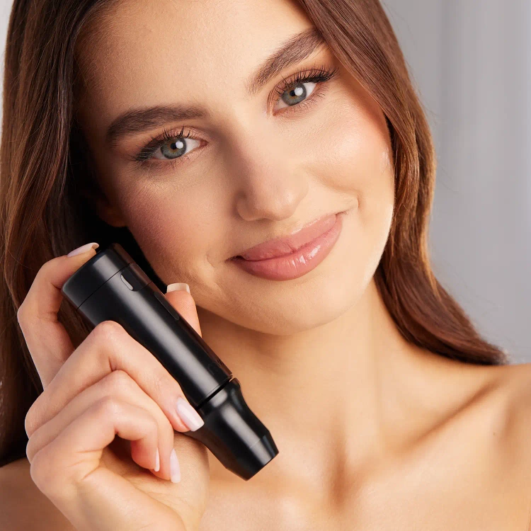 Bezprzewodowa maszynka do makijażu permanentnego ME - Czarny Mat